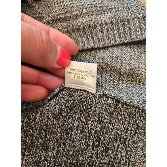 Skies Are Blue faux fur sweater vest grey size medium - Picture 7 of 9